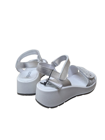 Sandalo IGI&CO da donna a zeppa MADE IN ITALY pelle e tessuto jamir argento e nero
