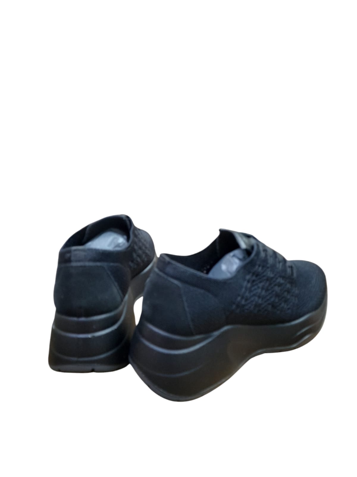 Sneakers IGI&CO scarpa  donna MADE IN ITALY in tessuto flyknit elasticizzato nero