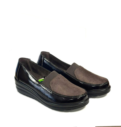 Mocassino AMARPIES scarpa linea comoda donna vernice e camoscio marrone testa di moro