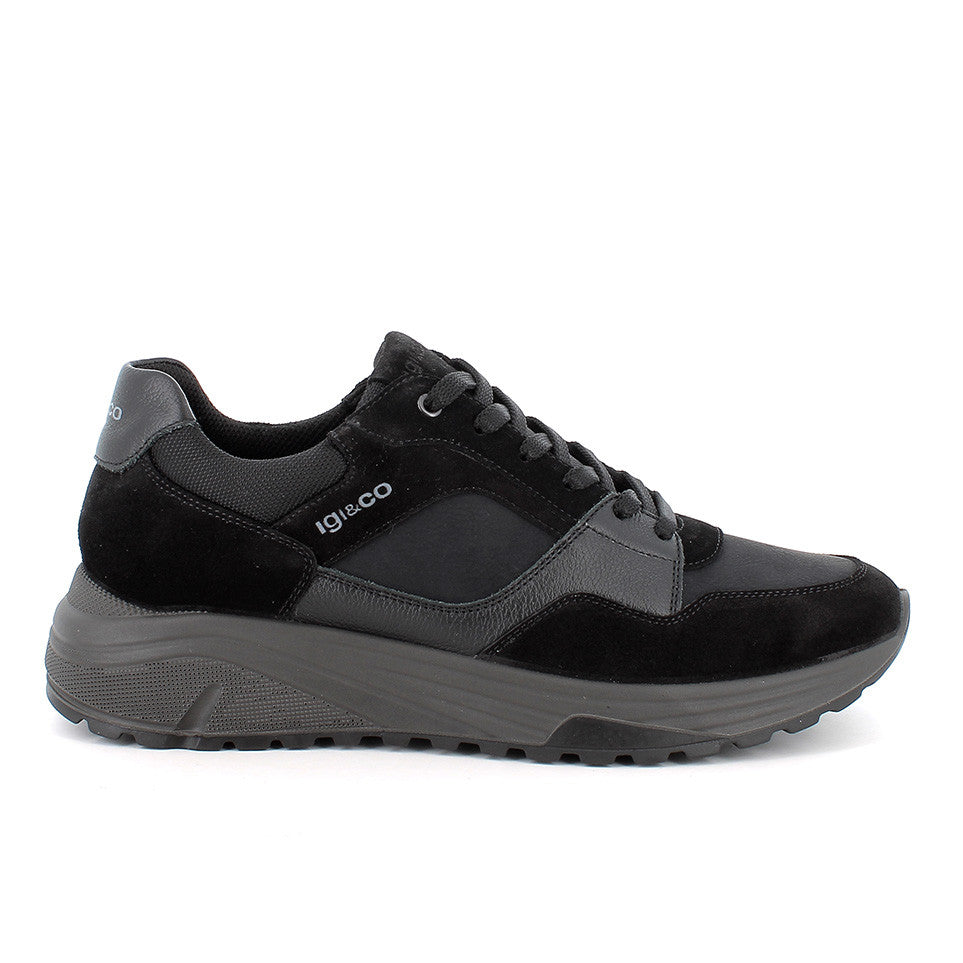 Scarpa uomo IGI&CO sneakers MADE IN ITALY in camoscio e nabuk nera con memory foam