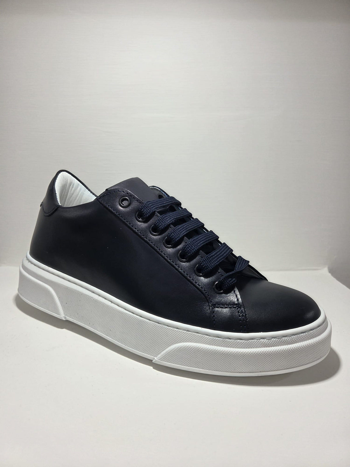 Sneakers uomo Londra in pelle blu notte CHAMPIGNON calzature MADE IN ITALY