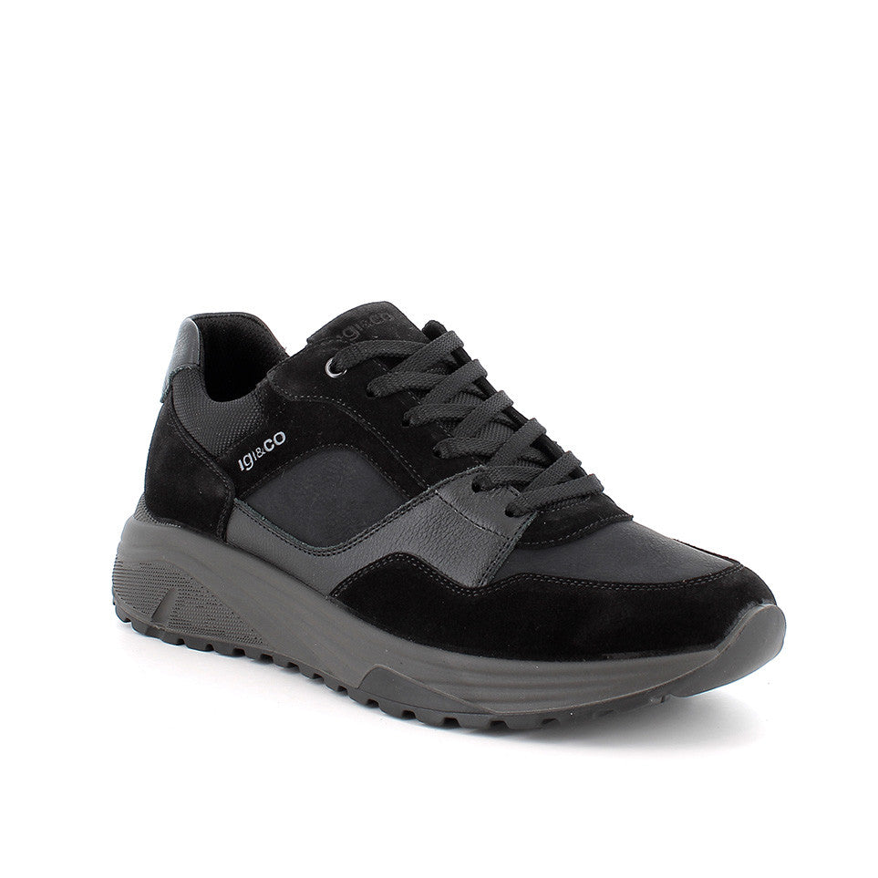 Scarpa uomo IGI&CO sneakers MADE IN ITALY in camoscio e nabuk nera con memory foam