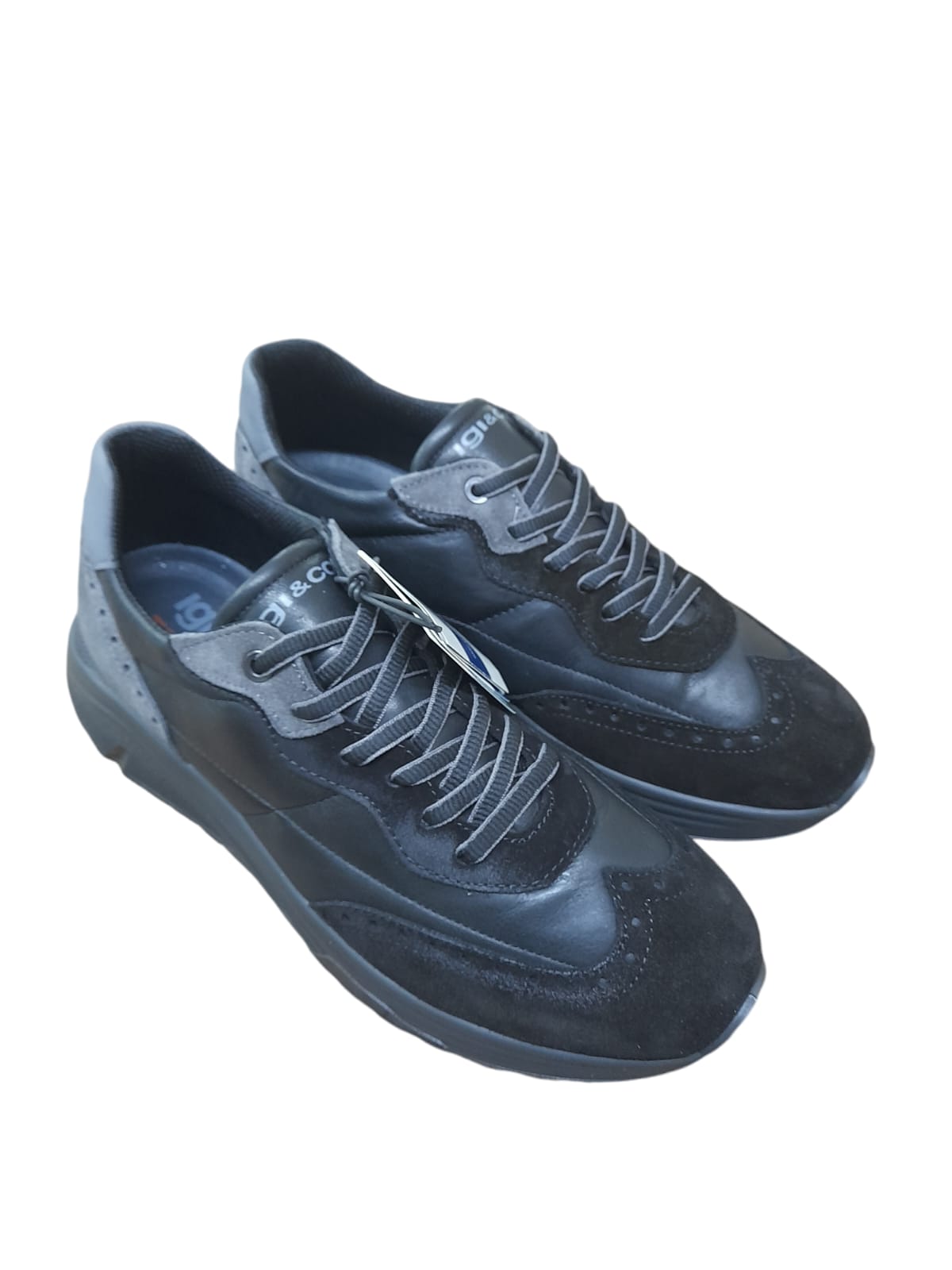 Sneaker IGI&CO scarpa uomo MADE IN ITALY pelle di vitello rag nero con MEMORY FOAM