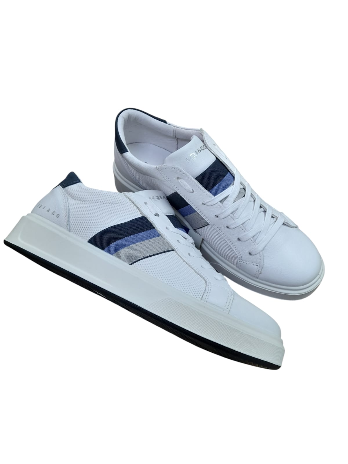 Sneakers IGI&CO scarpa sportiva da uomo MADE IN ITALY in pelle/fiore bottolato bianco