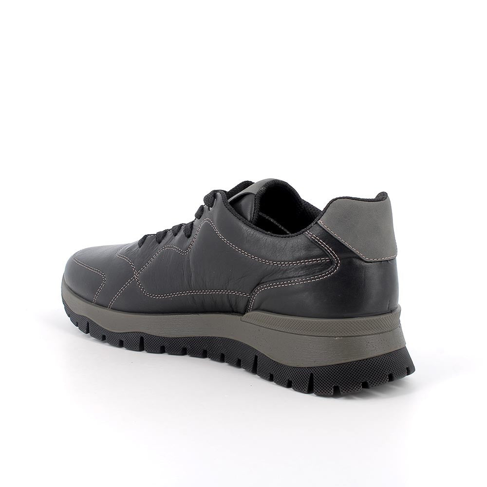 Sneakers IGI&CO scarpa sportiva da uomo MADE IN ITALY in pelle/vitello rag nero