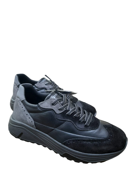 Sneaker IGI&CO scarpa uomo MADE IN ITALY pelle di vitello rag nero con MEMORY FOAM
