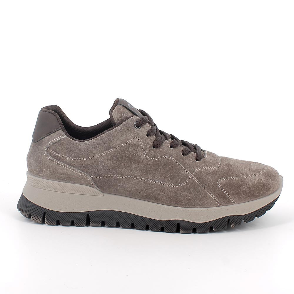 Sneakers IGI&CO scarpa sportiva da uomo MADE IN ITALY in camoscio special fango